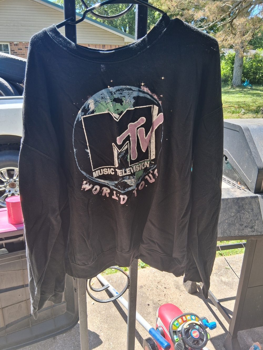 MTV Music Television World Tour Black Graphic Sweatshirt